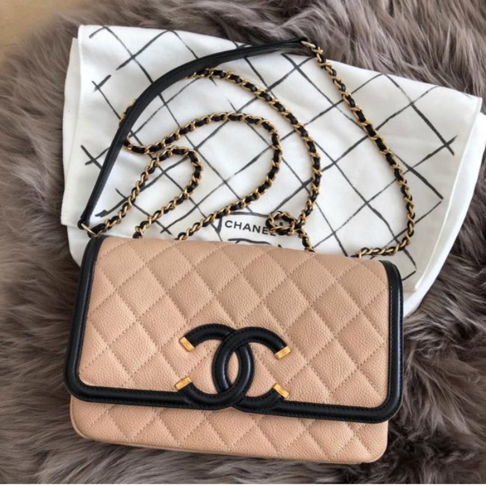Chanel caviar quilted flap bag